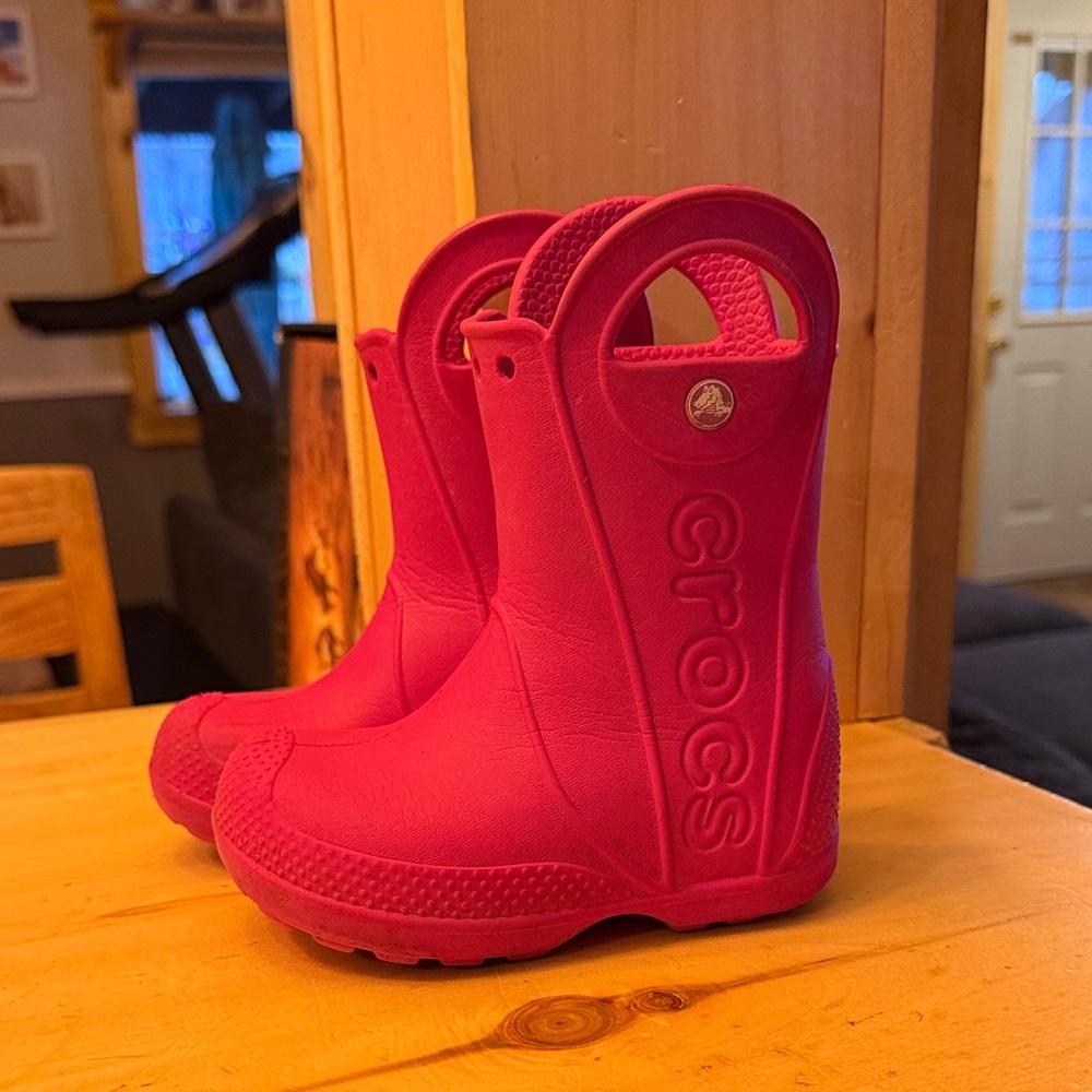 CROCS Kids Fuchsia Rain Boots